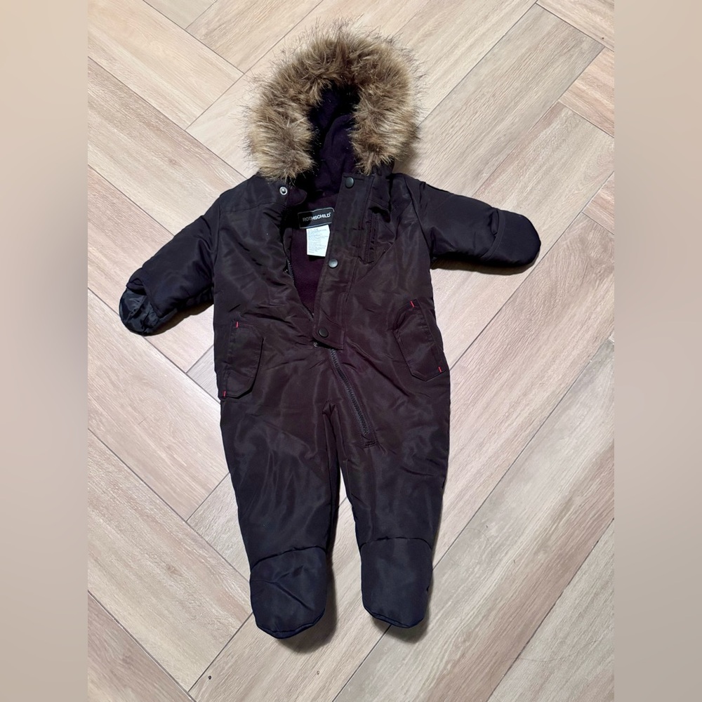 Rothschild Black Onesie Snowsuit - 6/9 months - Unisex